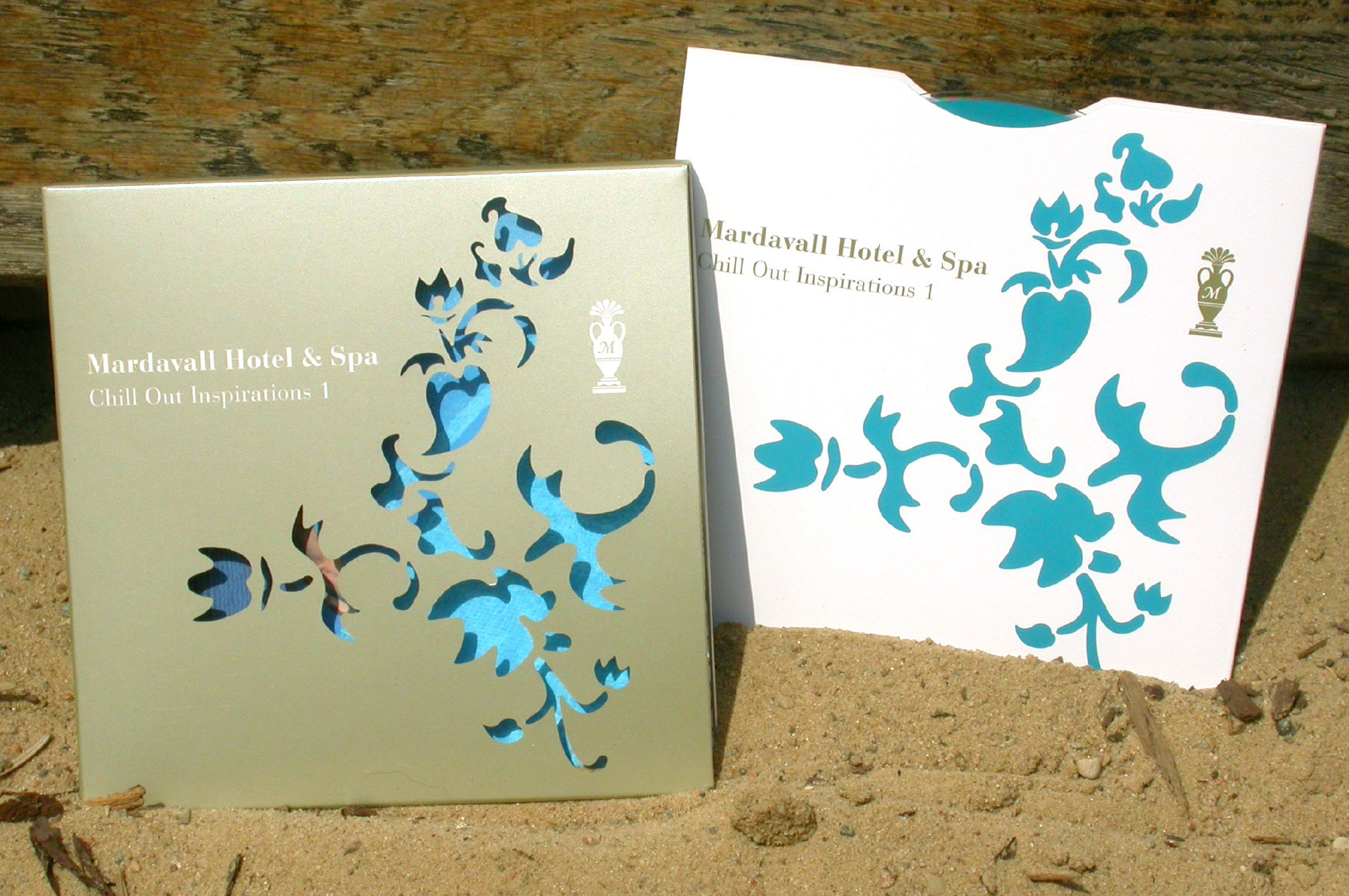 Mardavall Hotel & Spa - CD box and papersleeve